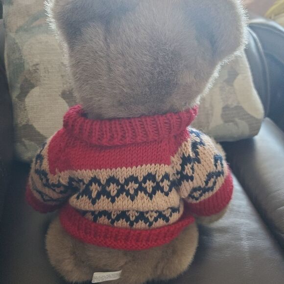 VERY RARE VINTAGE Cape Craftsmen Bear - Picture 2 of 4